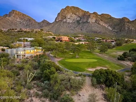 1250 El Conquistador Way, Tucson, AZ 85704
