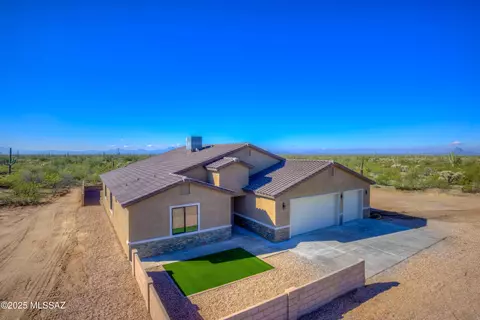 33983 E Terra Cotta Dr, Marana, AZ 85658