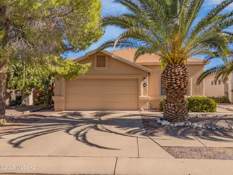 8313 S Via Del Palacio, Tucson, AZ 85747