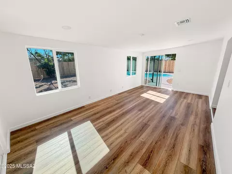 Living - 7332 E 42nd St, Tucson, AZ 85730 photo 4 of 4