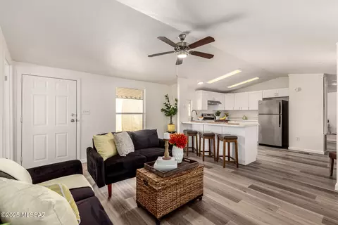 8401 S Kolb Rd #94, Tucson, AZ 85756