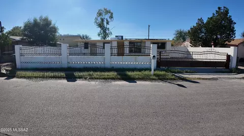 251 W Missouri St, Tucson, AZ 85714