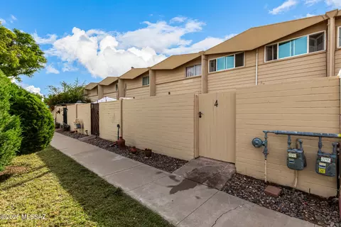 1776 S Palo Verde Ave #L4, Tucson, AZ 85713