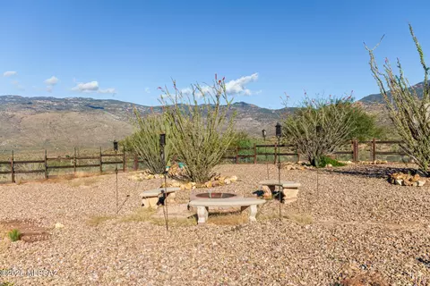 Exterior - 18045 E Mountain Canyon Rd, Vail, AZ 85641 photo 7 of 8