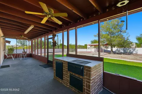 555 E Rudasill Rd, Tucson, AZ 85704 photo 2