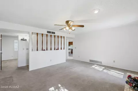 555 E Rudasill Rd, Tucson, AZ 85704 photo 12