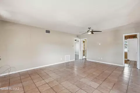 Living - 2925 E Loretta Dr, Tucson, AZ 85716 photo 3 of 3