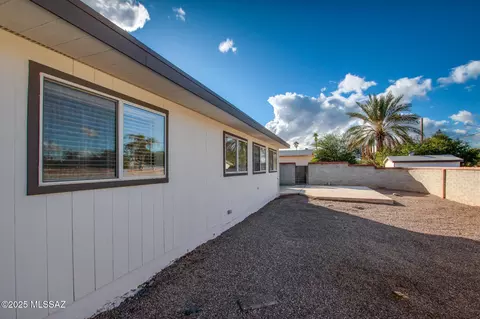Exterior - 5417 E 8th St, Tucson, AZ 85711 photo 1 of 10