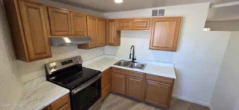 1507 W Roger Rd, Tucson, AZ 85705