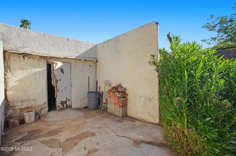 Exterior - 28 E 15th St, Tucson, AZ 85701 photo 14 of 14