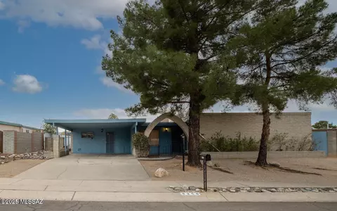 9356 E 39th St, Tucson, AZ 85730