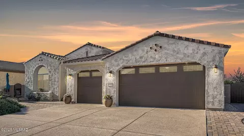 Exterior - 2230 E Thunder Bluff Dr, Green Valley, AZ 85614 photo 9 of 9