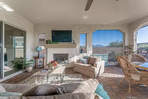Exterior - 2230 E Thunder Bluff Dr, Green Valley, AZ 85614 photo 6 of 9