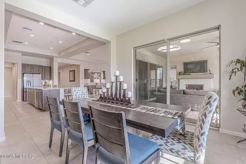 Dining - 2230 E Thunder Bluff Dr, Green Valley, AZ 85614 photo 2 of 2