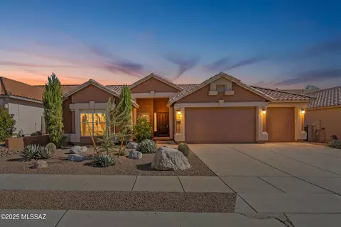 5560 N Ventana Vista Rd, Tucson, AZ 85750