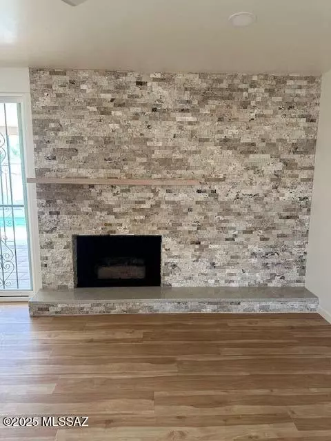 Living - 8601 E Mabel Pl, Tucson, AZ 85715 photo 4 of 4