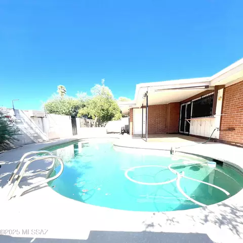 Exterior - 8601 E Mabel Pl, Tucson, AZ 85715 photo 2 of 2