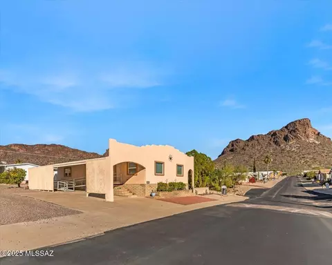 5382 W Flying Circle St, Tucson, AZ 85713