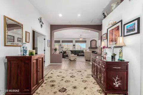 Entry Way - 60621 Eagle Heights Dr, Tucson, AZ 85739 photo 2 of 3