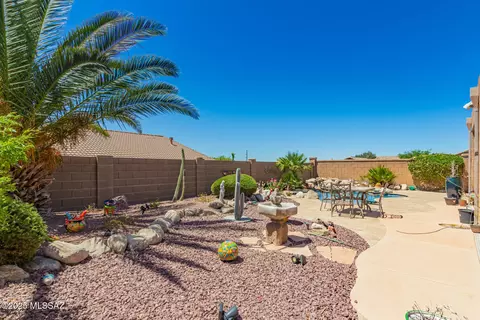Exterior - 60621 Eagle Heights Dr, Tucson, AZ 85739 photo 10 of 17