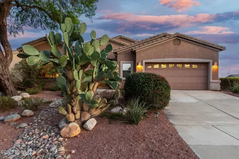 Exterior - 60621 Eagle Heights Dr, Tucson, AZ 85739 photo 5 of 17