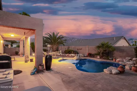 Exterior - 60621 Eagle Heights Dr, Tucson, AZ 85739 photo 2 of 17