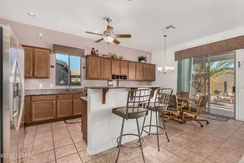 Kitchen - 60621 Eagle Heights Dr, Tucson, AZ 85739 photo 1 of 5