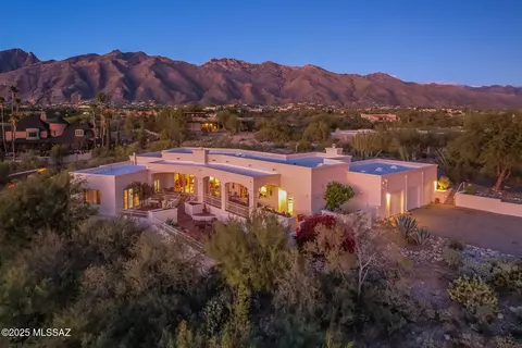 5310 E Calle Bosque, Tucson, AZ 85718