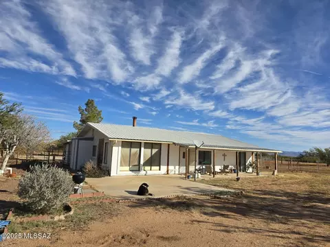 1144 S Hammers Rd, Bowie, AZ 85605