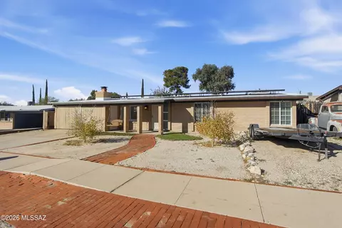 9773 E Burnett St, Tucson, AZ 85730