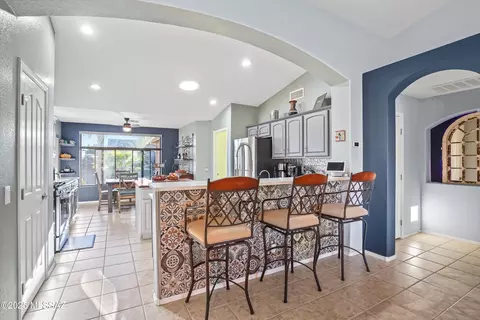 Kitchen - 62394 E Star Crest Dr, Tucson, AZ 85739 photo 1 of 5
