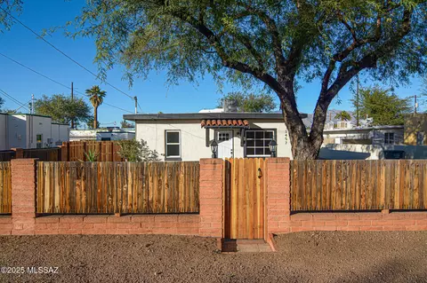 3457 E Cody St, Tucson, AZ 85716