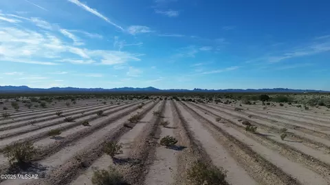 117 Acres Ave 42e, Bouse, AZ 85325 photo 25