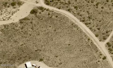 13510 S Bell Rd, Benson, AZ 85602