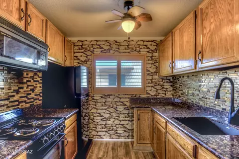 1458 S Palo Verde Ave #K208, Tucson, AZ 85713