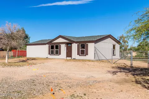 5933 E Grayhawk Ranch Rd, Tucson, AZ 85756