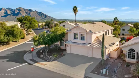 2051 W Hidden Pointe Ct, Oro Valley, AZ 85737
