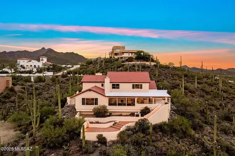 4750 W Crestview Cir W, Tucson, AZ 85745