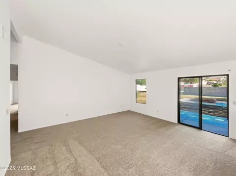 Living - 9330 E Lochnay Ln, Tucson, AZ 85747 photo 1 of 3