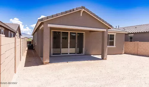 11866 E Becker Dr, Vail, AZ 85641 photo 3