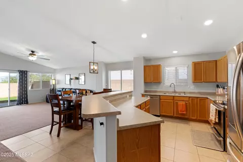 Kitchen - 509 E Cactus Mountain Dr, Vail, AZ 85641 photo 1 of 4