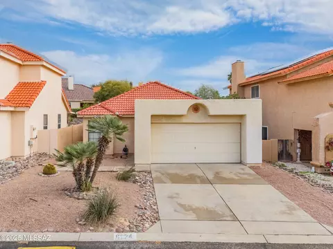 8974 N Twain St, Tucson, AZ 85742