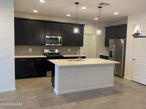 12729 N Fire Brand St, Marana, AZ 85658