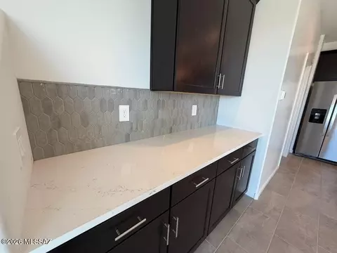 9727 W Larson St, Marana, AZ 85658