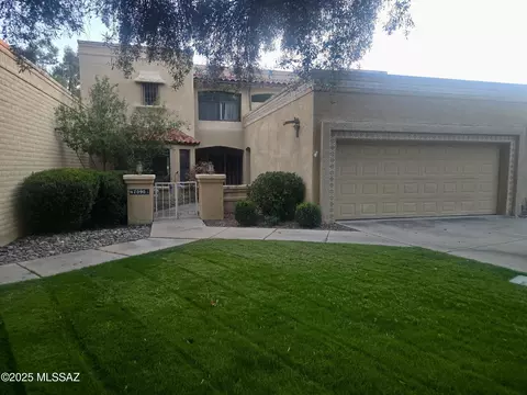 7090 E Calle Morera, Tucson, AZ 85750
