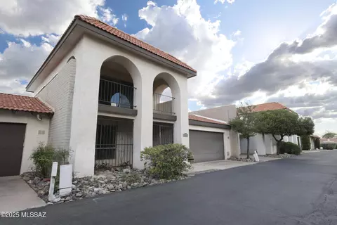 5908 N Placita Del Conde, Tucson, AZ 85718