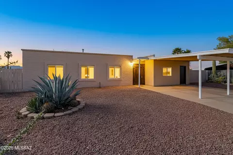 2931 W Treeline Pl, Tucson, AZ 85741