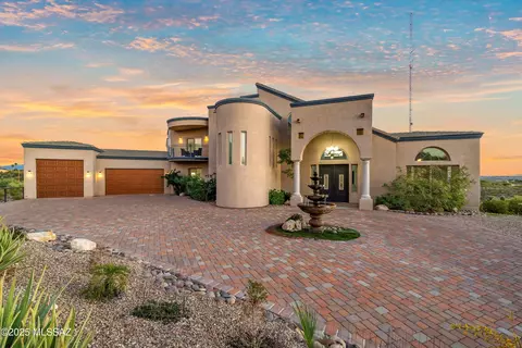 4620 E Swans Nest Rd, Tucson, AZ 85718