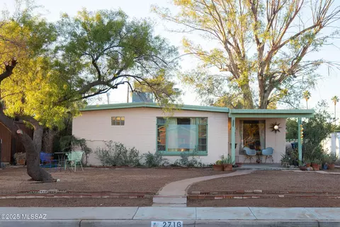 2716 Eastland St, Tucson, AZ 85716