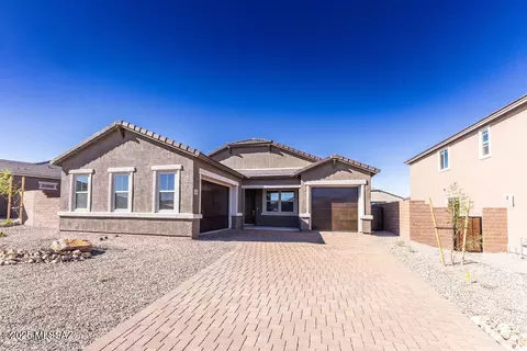 7886 S Orions Belt Dr, Tucson, AZ 85747